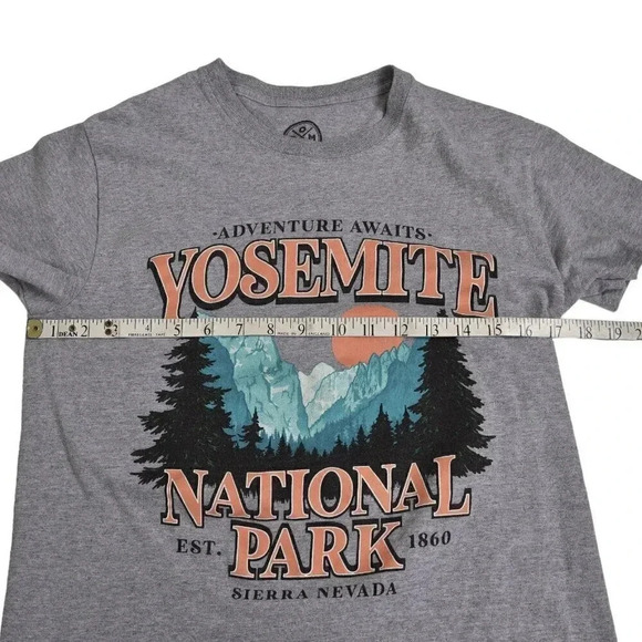 DOM Yosemite Nation Parks Graphic T-Shirt Adventure Awaits Gray Size Small - Picture 5 of 6